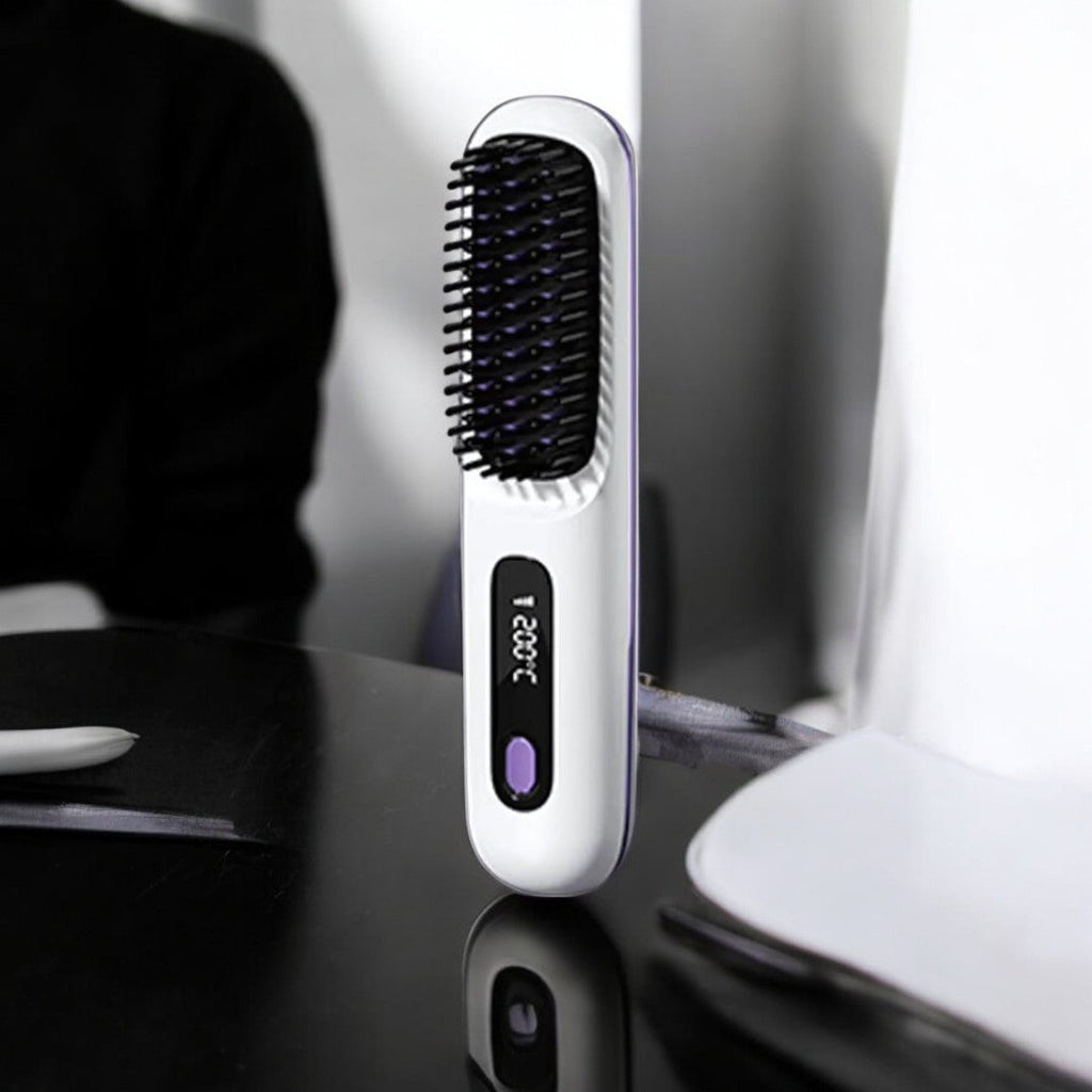 Wireless Heated Straightening Brush Black