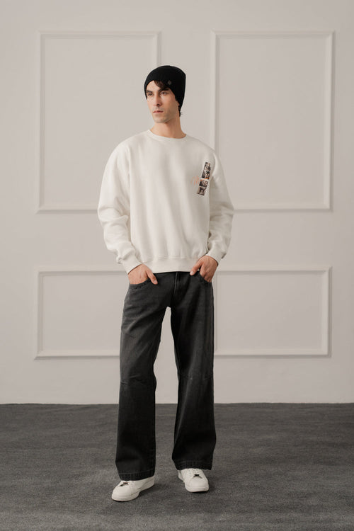 ND CITY™ White Relaxed Fit Graphic Sweatshirt